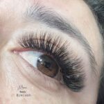 6D eyelash extensions applied by Mini Beauty Eyelash in Los Angeles County and Orange County.