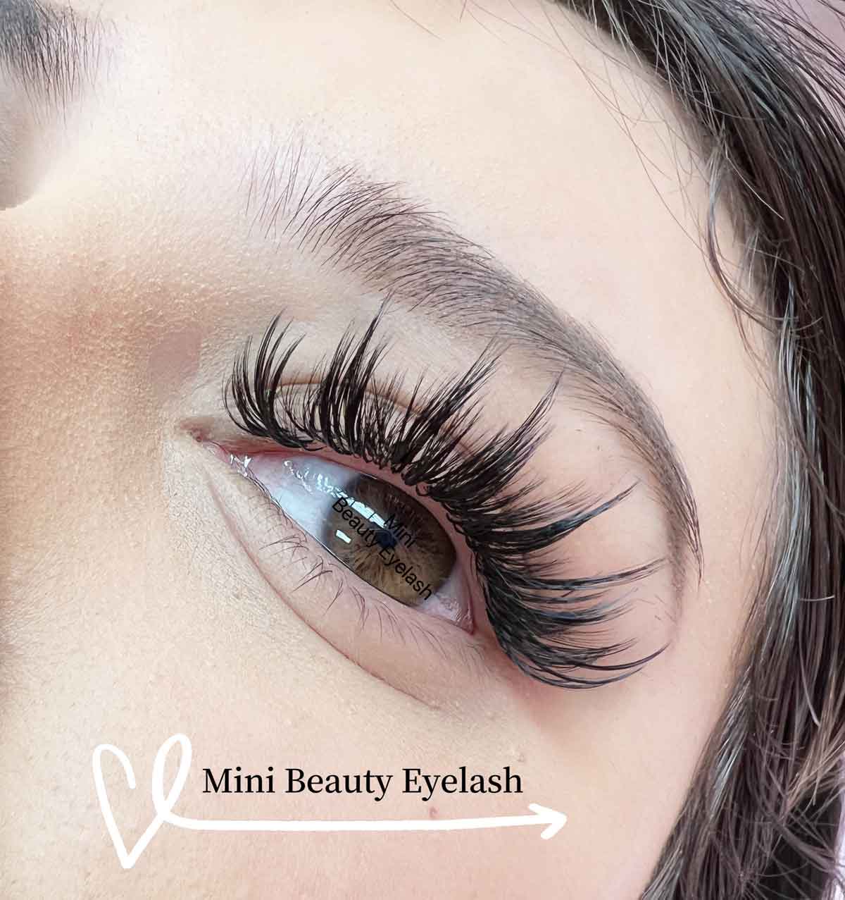 New style Sunflower eyelash extensions applied by Mini Beauty Eyelash in Los Angeles County and Orange County.