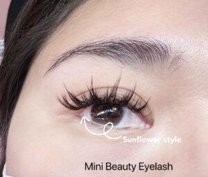 top rated Sunflower eyelash extensions applied by Mini Beauty Eyelash in Los Angeles County and Orange County.